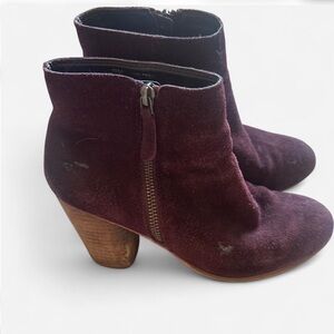 Elegant Burgundy Ankle Boots